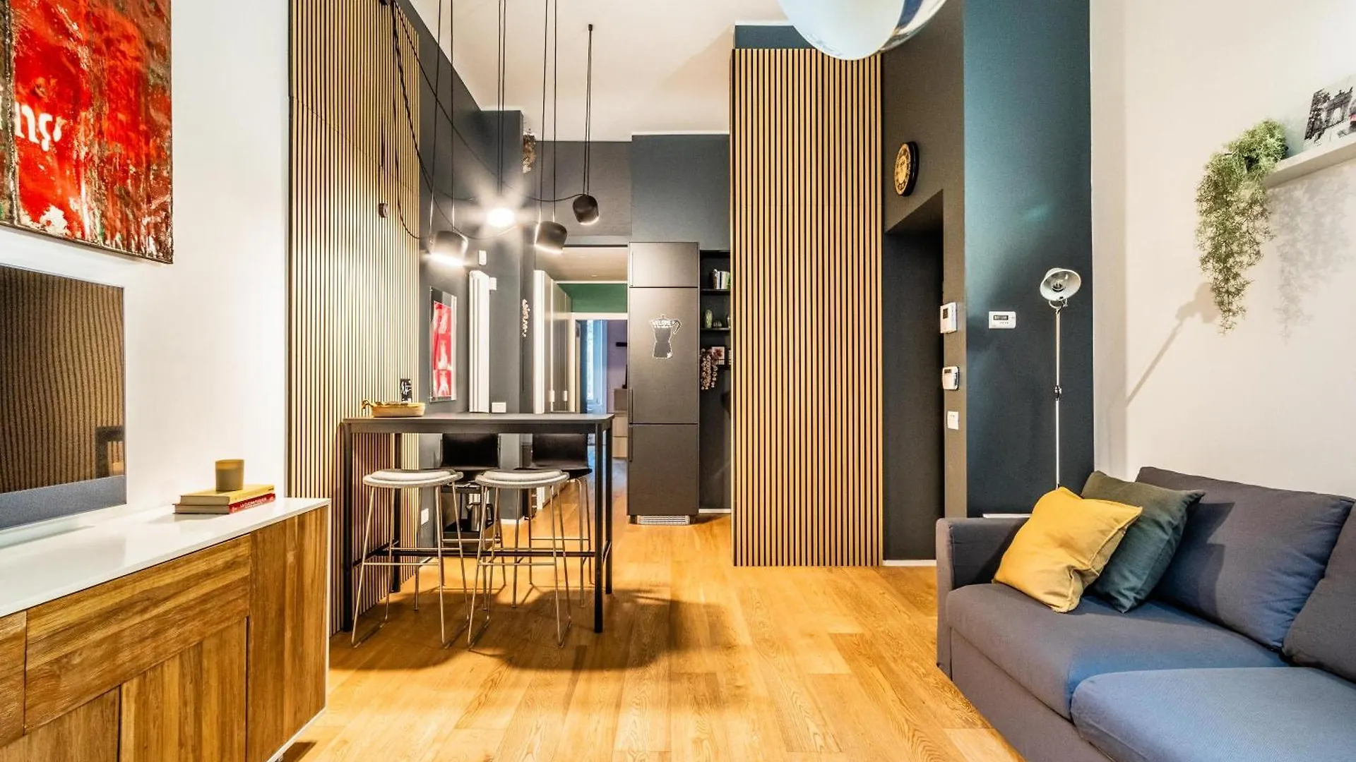 Goldoni House - Duomo 2 K M - Porta Venezia - Linate Apartment Milan