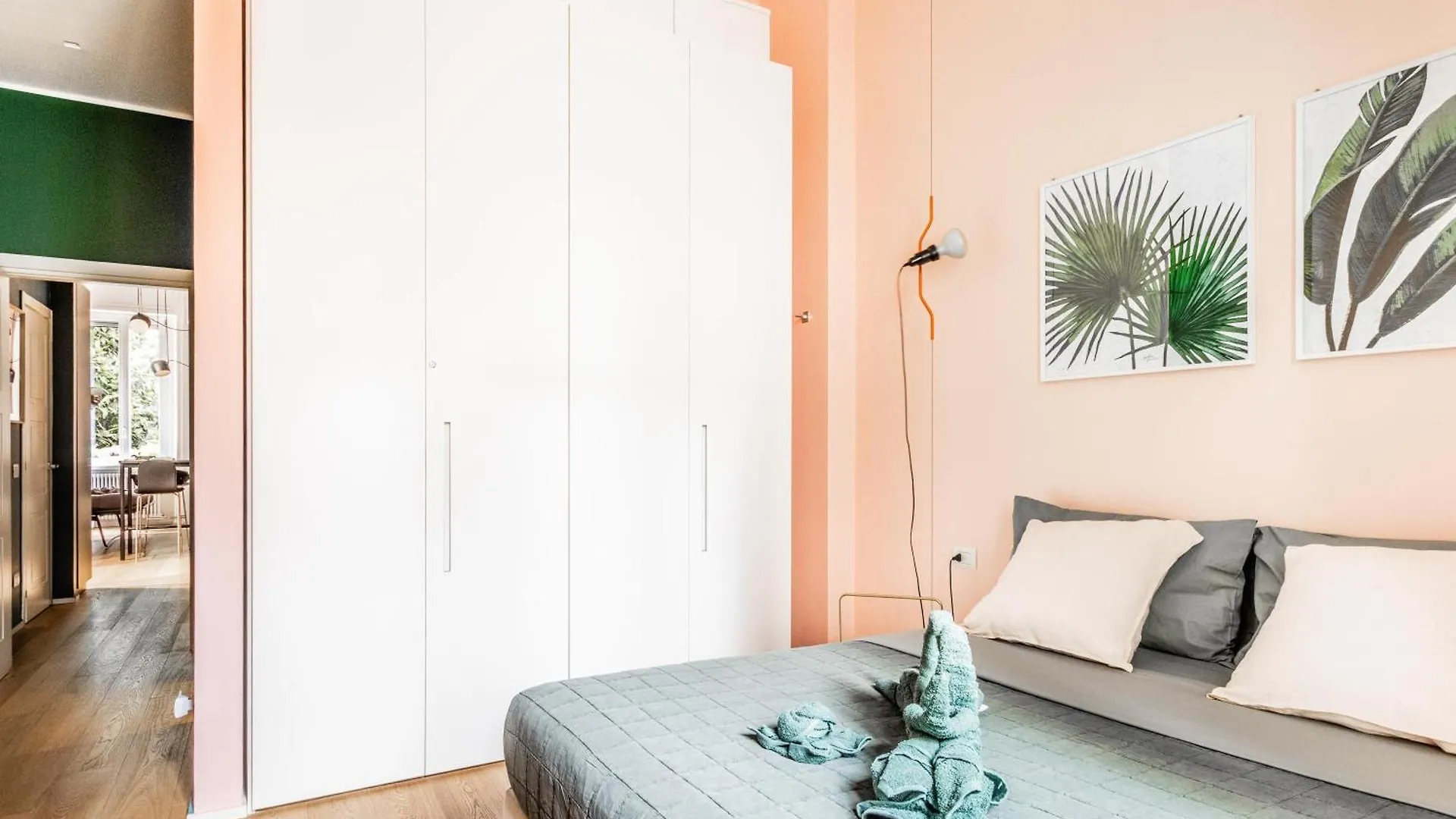 Goldoni House - Duomo 2 K M - Porta Venezia - Linate Apartment Milan