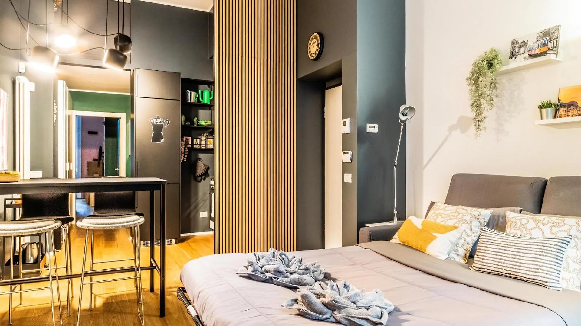 Goldoni House - Duomo 2 K M - Porta Venezia - Linate Apartment Milan